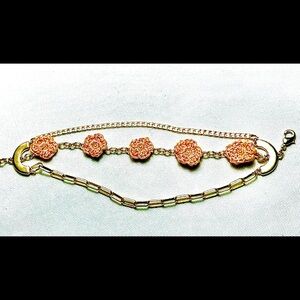 Bracelet with crochet Tudor Roses  Golden tone  Plated triple chains Bracelet
